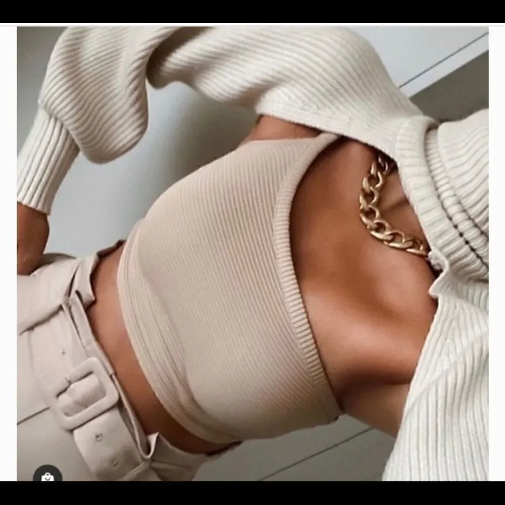 ZARA turtleneck sleeve scarf 5536/146